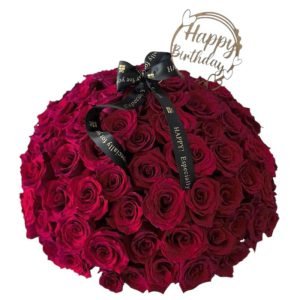 Arreglo de rosas rojas esférico