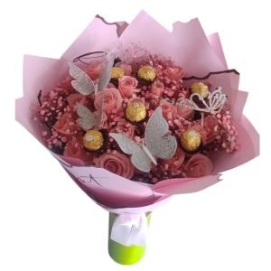 Ramo de flores con chocolates